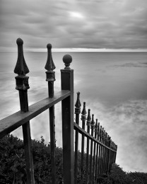 Fence to Sea