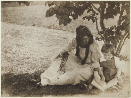 The Picture Story: Gertrude Käsebier (1852-1934)