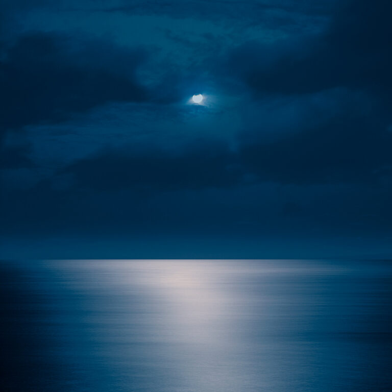 Rising Moon, Maui, Hawaii
