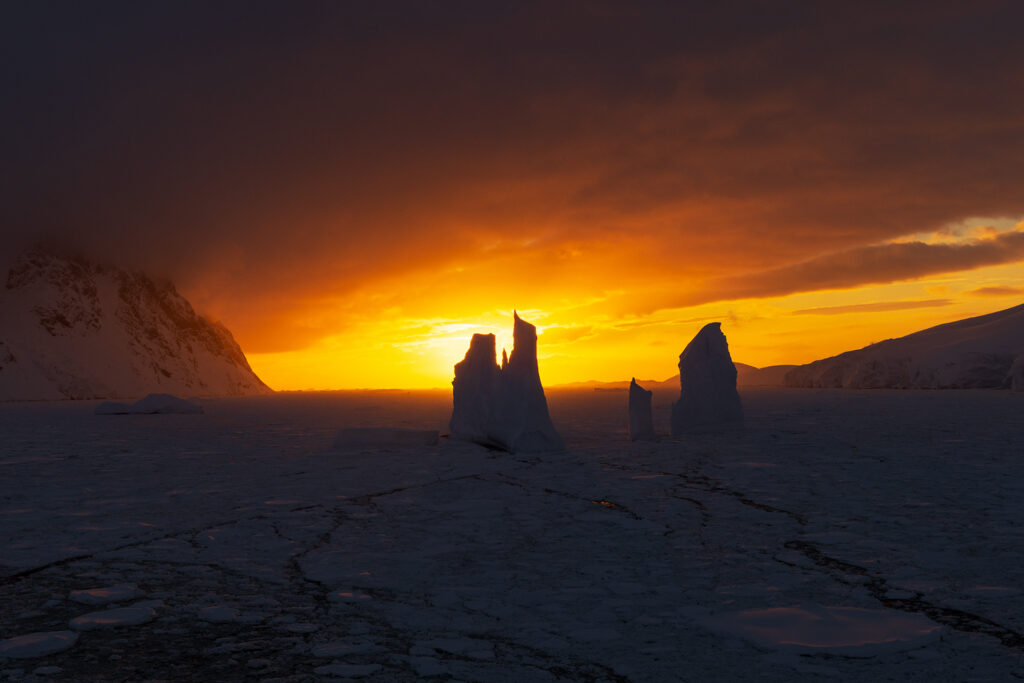 The Captain’s Castle Iceberg II, Lemaire Channel