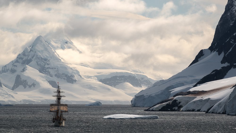 Bark Europa in the Lemaire Channel