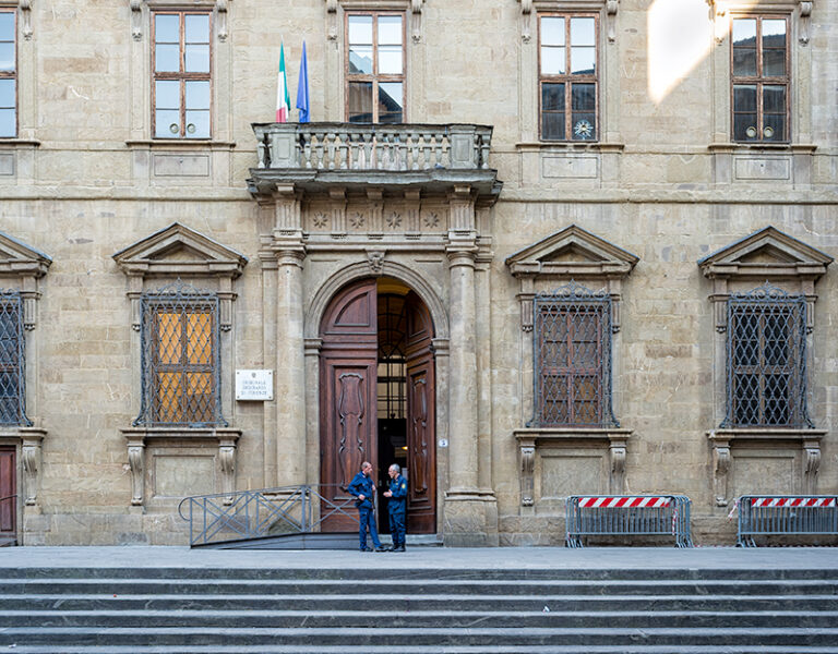 Poliz, Tribunal Ordinario de FIrenza