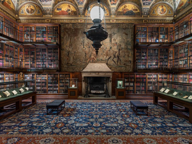 Mr.Morgan’s Library (Mantle)