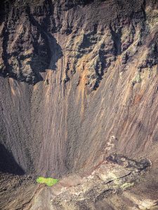 New Lake, Halema’uma’u-Crater