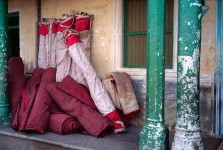 Rug Rolls, Pushkar
