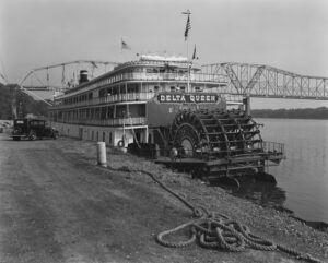 The Delta Queen, Hannibal, MO